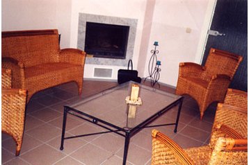 Estonia Privát Otepää, Zewnątrz